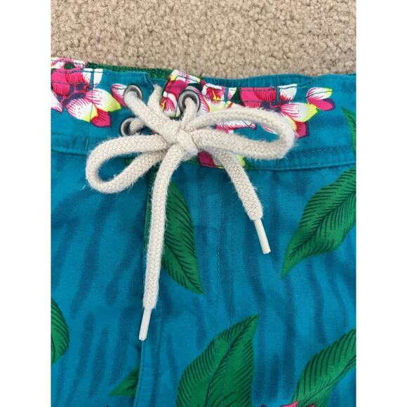 Polo by Ralph Lauren Men’s swim Trunks - Picture 5 of 5